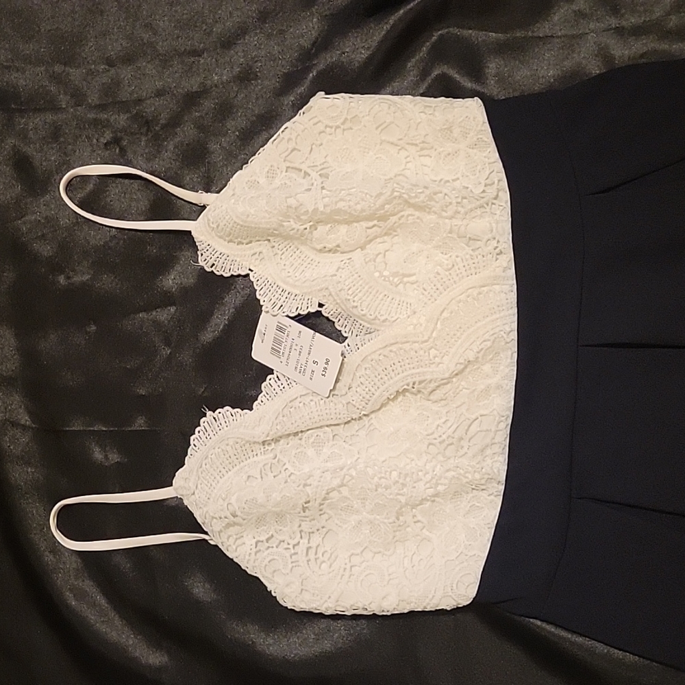 Dress - Picture 15 of 16